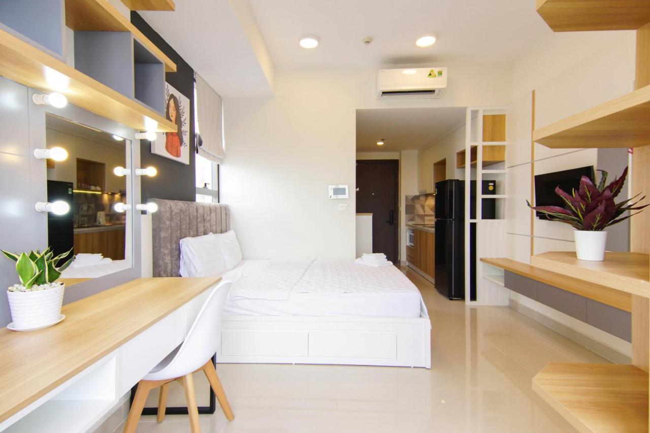 Rivergate Apartment